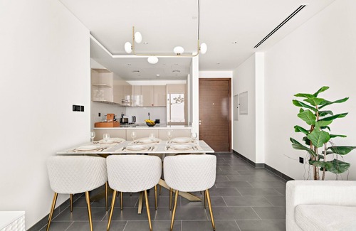 Nad Al Sheba Apartment | Modern 2 BR with Pool View in Sobha Hartland