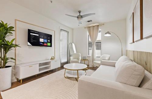 Frisco Apartment | Modern 2B Close to The Star Toyota HQ Legacy West