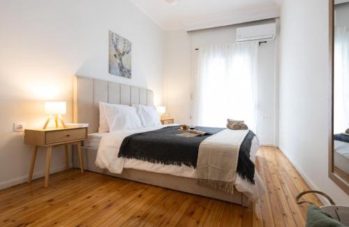 Thessaloniki City Centre Apartment | Modern 2BR Apt with Balcony, Central Thessaloniki