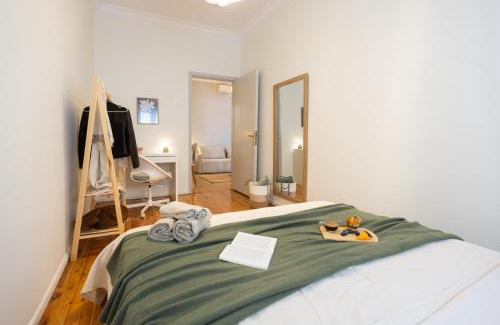 Thessaloniki City Centre Apartment | Modern 2BR Apt with Balcony, Central Thessaloniki