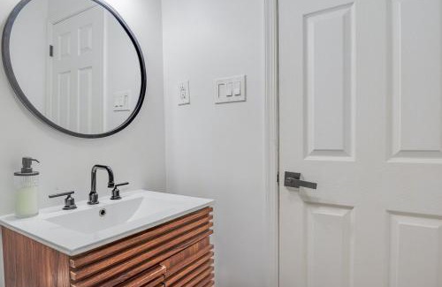 Trinidad Apartment | Modern 2BR Near H St Walk to Union Market and Metro