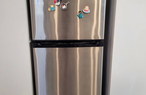 North Cowichan House | Modern 2BR Suite with Sauna, Cold Pl, Private Yard, & EV – Pet Friendly