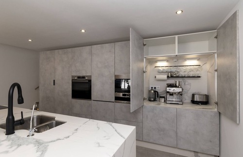 Costa Adeje Villa | Modern 3 Bedroom Villa. Hot Tub. Swimming Pool