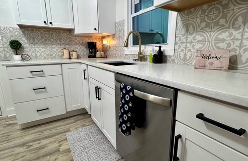 Columbus House | Modern 3BR Columbus Retreat Near Fort Benning Sleeps 9 & Pet-Friendly Yard