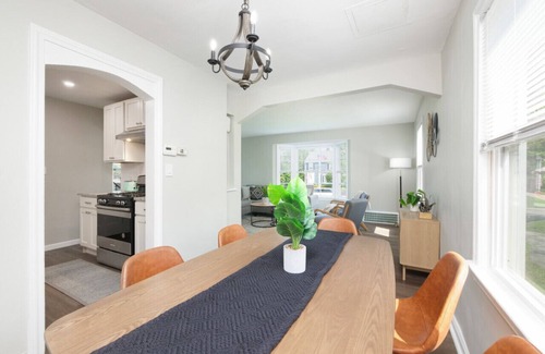 University Heights Apartment | Modern 3BR home next to park, office space, & more