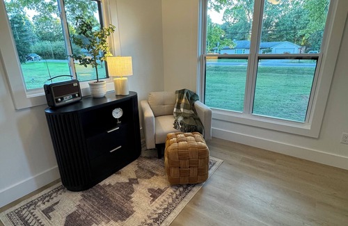 Granger House | Modern 4-bedroom house close to restaurants - 10 minutes from Notre Dame Stadium