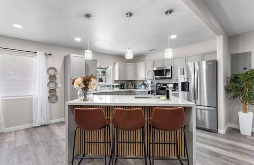 North Las Vegas House | Modern 5-Bedroom Playhouse with Pool & Pool Table