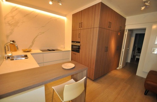 Albertstrand Apartment | Modern 5th Floor Apartment