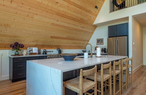 Asheville House | Modern A-Frame Cabin with Panoramic Views| Hot Tub