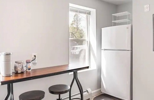 Newburgh Apartment | Modern and Bright with office+ walk to nearby Waterfront, 1st FL.