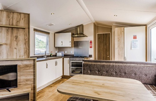 Bleadon House | Modern and contemporary 12ft-wide caravan with one double and one twin.