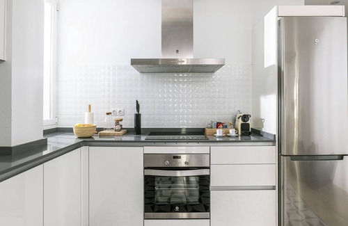 Chueca Apartment | Modern and Chic 2BR/2BA apartment in trendy Chueca