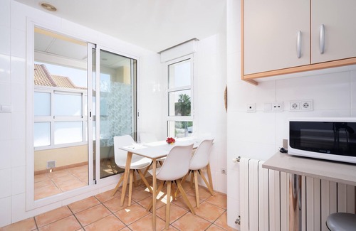 Platja de l'Arenal Apartment | Modern and nice apartment in Javea, on the Costa Blanca, Spain with communal pool for 6 persons