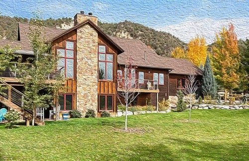 Cerise Ranch House | Modern and Spacious 6-bedroom home on 4 acres in Carbondale. Spectacular views!