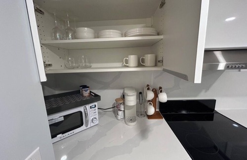 Toronto Apartment | Modern and Stylish Basement Suite with Private Entrance