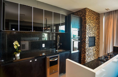 Pioneiros Apartment | Modern Apartment 0.3 miles from Ferris Wheel P2378