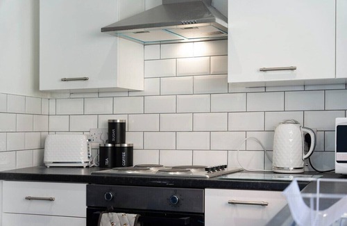 Blyth House | Modern Apartment, Near Blyth Coast, Sleeps 5