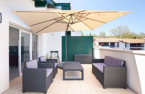 Hendaye Apartment | Modern Apartment 400m from Hendaye Beach with Terrace and Parking