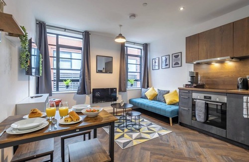 The Westside Apartment | Modern Apartment, City Centre, Netflix, Parking