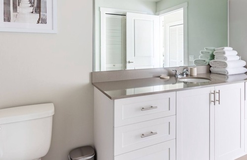 Boise Bench Apartment | Modern Apartment in Prime Location (ID6812X22)