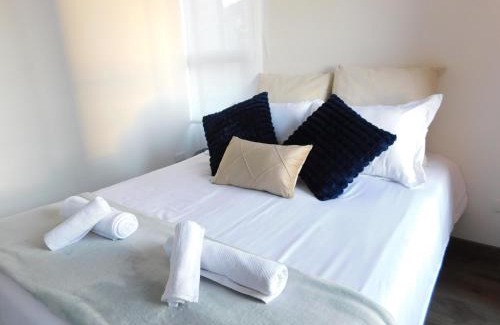 Centro International Apartment | Modern Apartment in the Heart of Bogotá