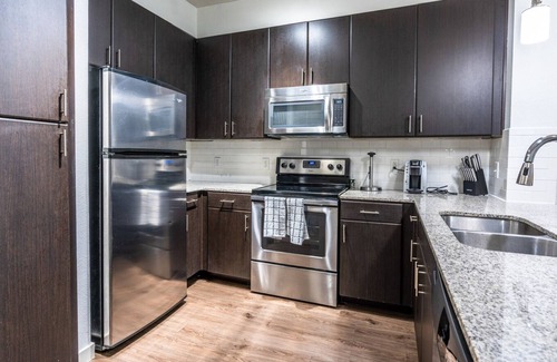 Terrell Heights Apartment | Modern Apartment in Prime Location (ID2934X06)