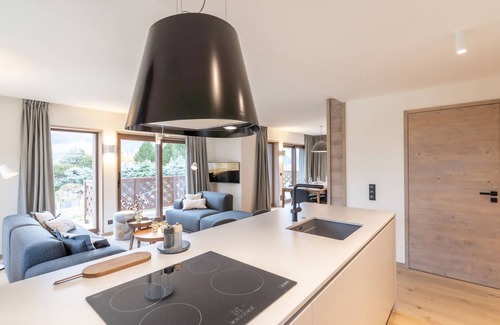 Le Praz Apartment | Modern Apartment Near Courchevel Le Praz Center, Close to Slopes, Sleeps 6