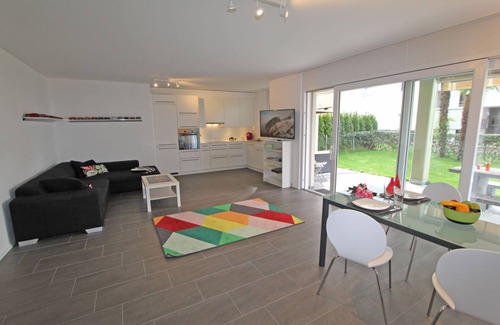 Losone Apartment | Modern apartment on the first floor of a small apartment building in a central location