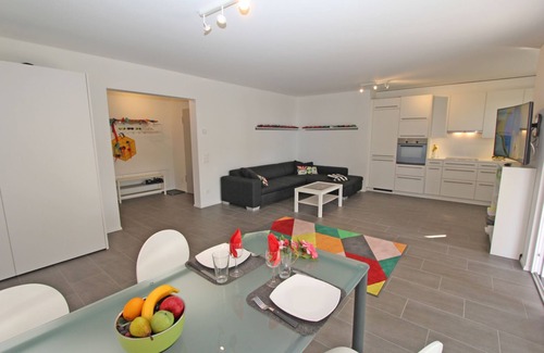 Losone Apartment | Modern apartment on the first floor of a small apartment building in a central location