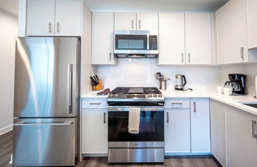 Downtown Apartment | Modern Apt Close to Downtown