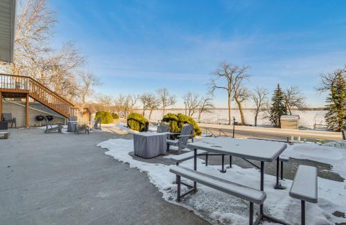 Detroit Lakes Apartment | Modern Apt on Detroit Lake with Dock Access!