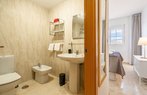 San Luis de Sabinillas Apartment | Modern apt with sea views, two poolareas, close to parks & beaches Manilva