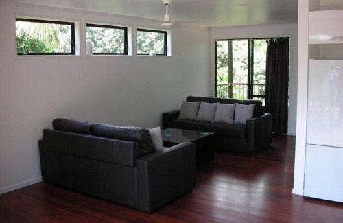 Whangarei Heads House | Modern Beach Side Bach