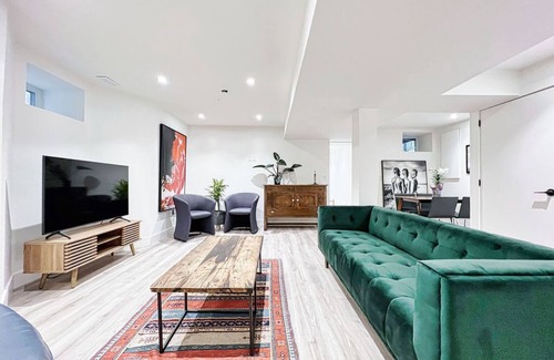 Regal Heights Apartment | Modern Brand New Apartment In A Historic House