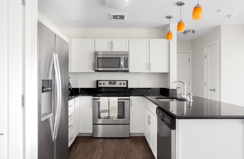 North Cambridge Apartment | Modern Cambridge 2BR w/W/D, Private access to Linear Park by Blueground