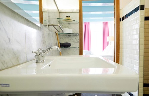 Jordaan Bed & Breakfast | Modern Canal House Loft - City Center