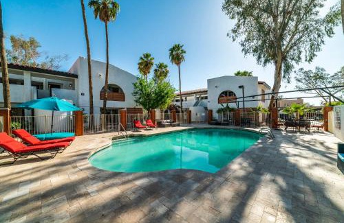 Casa Grande House | Modern Casa Grande Paradise heated pool condo NO PETS ALLOWED
