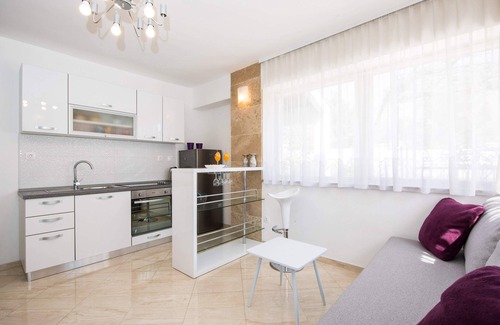 Montovjerna House | Modern Charming Apartment in Dubrovnik walking distance from historical Old tow