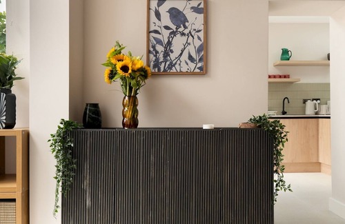 Oxford House | Modern, Chic 5BR Townhouse - Central Oxford | Pass the Keys