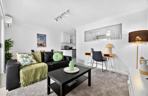 Rockingham Apartment | Modern Coastal Escape in the Heart of Rockingham