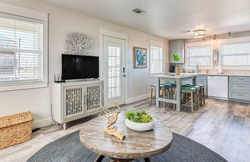 Surfside Beach House | Modern Coastal Farmhouse: Walk to Surfside Beach!