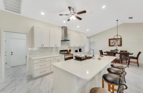 Port Charlotte House | Modern Comfort 3BR 2BA Home in Port Charlotte