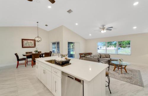 Port Charlotte House | Modern Comfort 3BR 2BA Home in Port Charlotte