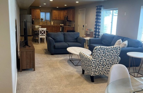 Highland House | Modern Comfort Meets Mountain Views – Waffles Too!