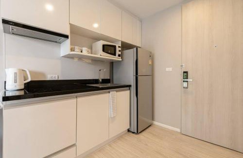 Huay Kaew Apartment | Modern Condo in Nimman (F407) by Pimolplace