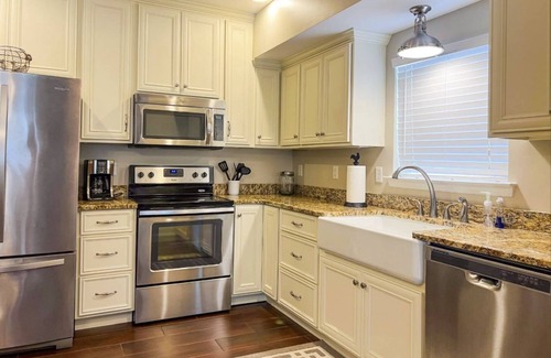 Flintstone House | Modern Country Getaway & Surprise View of Rock City; Spacious Townhome, Outside Relaxation, Fire Pit