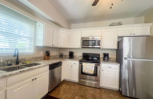 Flintstone House | Modern Country Getaway & Surprise View of Rock City; Spacious Townhome, Outside Relaxation, Fire Pit