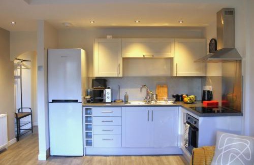 Perth Apartment | Modern Craigie Apartment