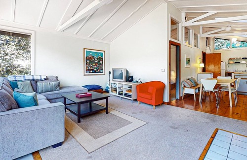 Duncans Mills House | Modern dog-friendly riverfront home with a hot tub, great views, washer/dryer
