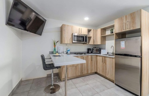 Kamay Apartment | Modern Double Apt w/Pool View -Minutes to Beaches